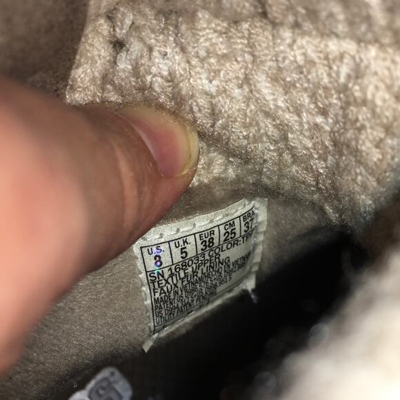 Skechers Taupe Ankle Boots with Knit Cuff
New w/o Tags! - Picture 6 of 9